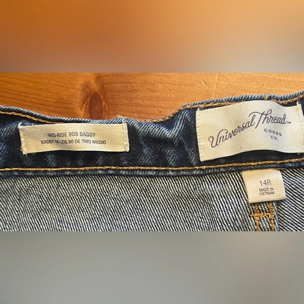 Universal Thread Mid Rise 90s Baggy Jeans Size 14 Cuffed Hem Dark Wash NWT - Picture 7 of 11